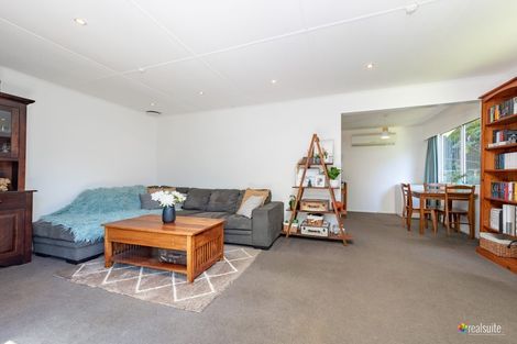 Photo of property in 14 Vista Crescent, Maoribank, Upper Hutt, 5018