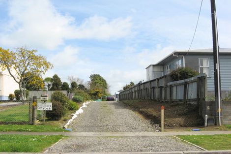 Photo of property in 28a Maire Street, Inglewood, 4330