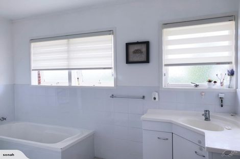 Photo of property in 112 Coronation Road, Morrinsville, 3300