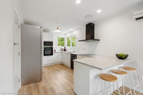 Photo of property in 3 Jason Street, Helensburgh, Dunedin, 9010