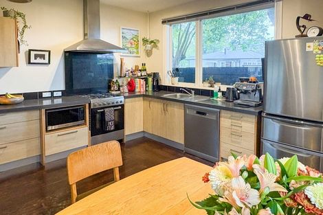 Photo of property in 147 Fisher Avenue, Beckenham, Christchurch, 8023