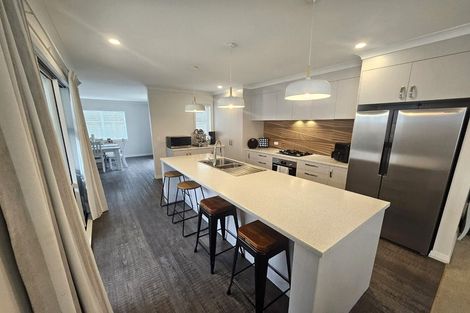 Photo of property in 34 Hanlow Place, Pyes Pa, Tauranga, 3112