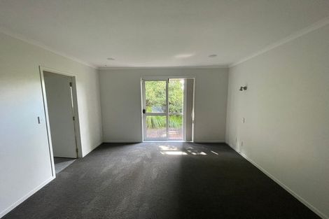 Photo of property in 595 Great South Road, Rosehill, Papakura, 2113