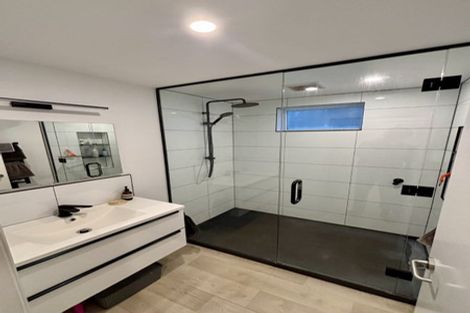 Photo of property in 88 Roxburgh Street, Mount Victoria, Wellington, 6011