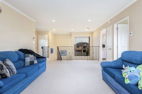 Photo of property in 100 Middlefield Drive, Flat Bush, Auckland, 2016