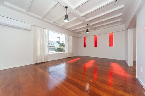 Photo of property in 43 Rotherham Terrace, Miramar, Wellington, 6022