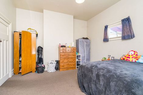 Photo of property in 40 Oxford Street, South Dunedin, Dunedin, 9012