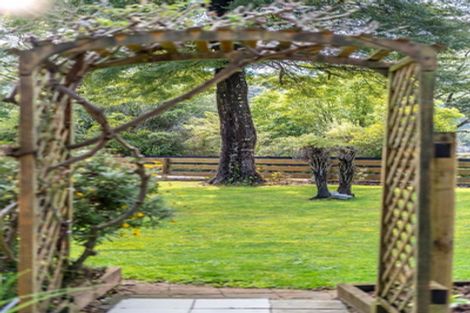 Photo of property in 13 Carlow Grove, Birchville, Upper Hutt, 5018