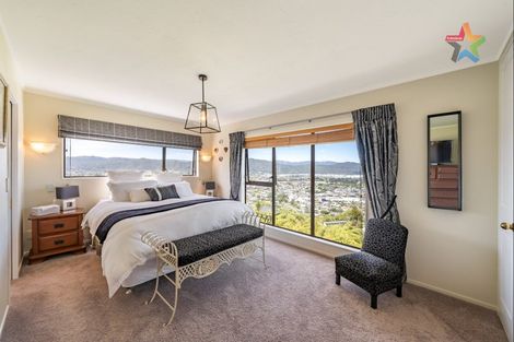 Photo of property in 18 Jacaranda Grove, Maungaraki, Lower Hutt, 5010