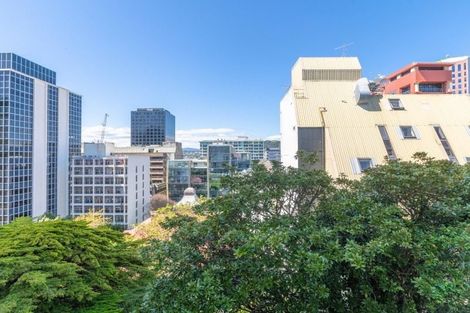 Photo of property in 2/193 The Terrace, Wellington Central, Wellington, 6011