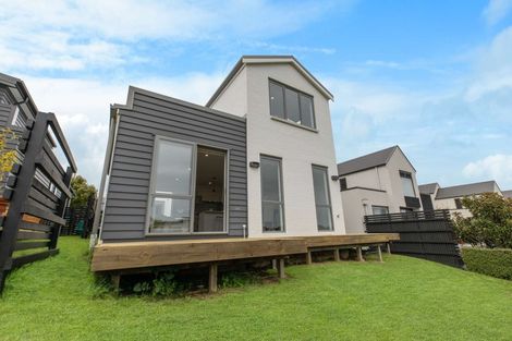 Photo of property in 67 Ridge View Crescent, Pukekohe, 2120