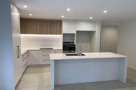 Photo of property in 5 Maraeariki Avenue, Orewa, 0931