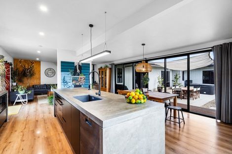 Photo of property in 1 Grey Street, Bay View, Napier, 4104