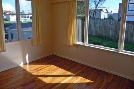Photo of property in 51 Beaumonts Way, Manurewa, Auckland, 2102