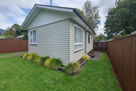Photo of property in 98 Te Rangitautahanga Road, Turangi, 3334
