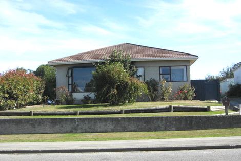 Photo of property in 16 Avenue Road, West End, Timaru, 7910