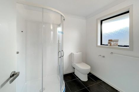 Photo of property in 14 Chestnut Close, Kelvin Grove, Palmerston North, 4414