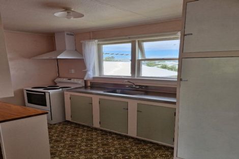 Photo of property in 32 Hine Street, New Plymouth, 4310