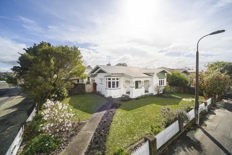 Photo of property in 11 Beresford Street, Takaro, Palmerston North, 4410