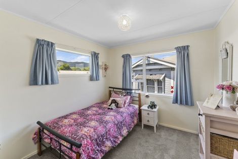 Photo of property in 42 Fergusson Street, Stoke, Nelson, 7011