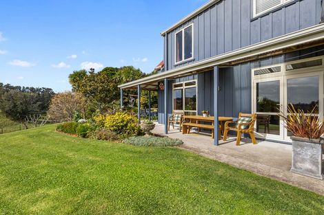 Photo of property in 211 Smart Road, Hillsborough, New Plymouth, 4372