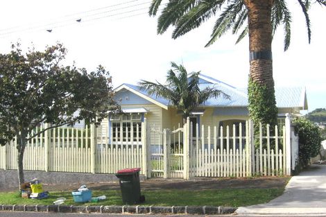 Photo of property in 6 Plunket Road, Mount Eden, Auckland, 1024