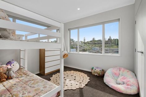 Photo of property in 30 Taitonga Lane, Stanmore Bay, Whangaparaoa, 0932