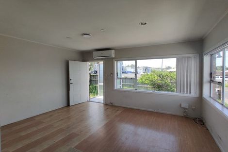 Photo of property in 1 Browns Road, Manurewa, Auckland, 2102