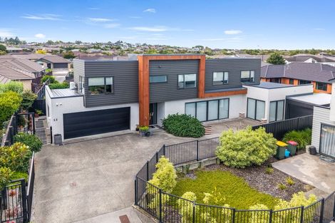 Photo of property in 13/15 Onukutara Place, Huntington, Hamilton, 3281