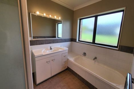 Photo of property in 10b Pacific Street, Waiuku, 2123
