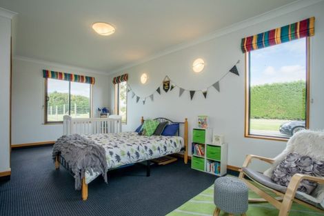 Photo of property in 59 Rose Road, Rakahouka, Invercargill, 9876