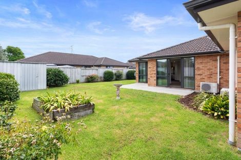 Photo of property in 80 Carrington Drive, Papamoa Beach, Papamoa, 3118