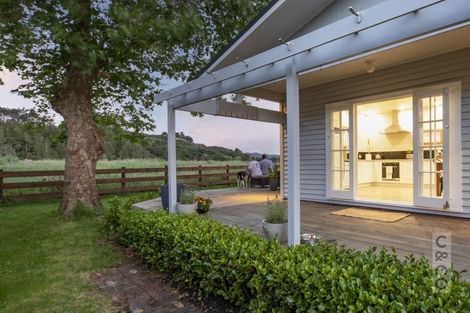 Photo of property in 1082 Old North Road, Waimauku, 0882