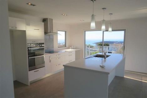 Photo of property in 10 Scott Street, Moturoa, New Plymouth, 4310