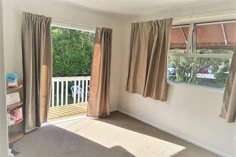 Photo of property in 1 Rogan Street, Mount Roskill, Auckland, 1041
