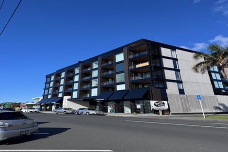 Photo of property in 402/32 Anzac Road, Browns Bay, Auckland, 0630