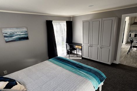 Photo of property in 43 Tauhinu Road, Miramar, Wellington, 6022