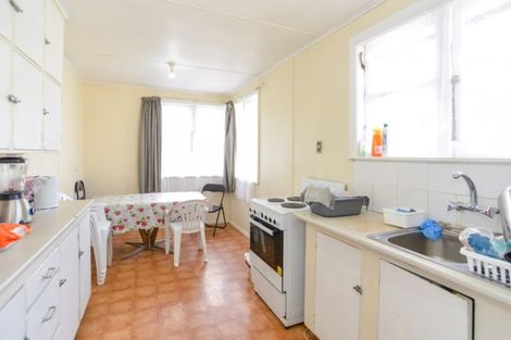 Photo of property in 923 Bledisloe Street, Raureka, Hastings, 4120