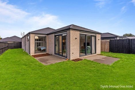 Photo of property in 12 Fairbairn Close, Halswell, Christchurch, 8025