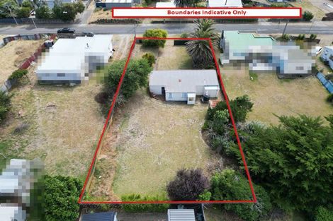 Photo of property in 40 Pratt Avenue, Foxton Beach, Foxton, 4815