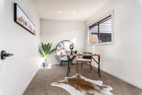 Photo of property in 7 Ferry Parade, Herald Island, Auckland, 0618