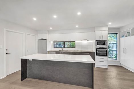 Photo of property in 1/26 Makora Street, Fendalton, Christchurch, 8041