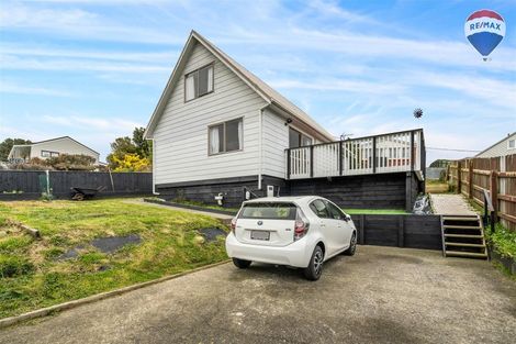 Photo of property in 20a Levant Street, Cannons Creek, Porirua, 5024