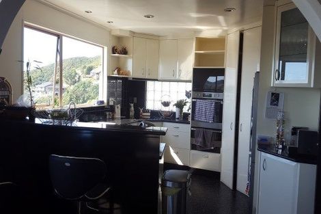 Photo of property in 10 Kilsyth Street, Karori, Wellington, 6012