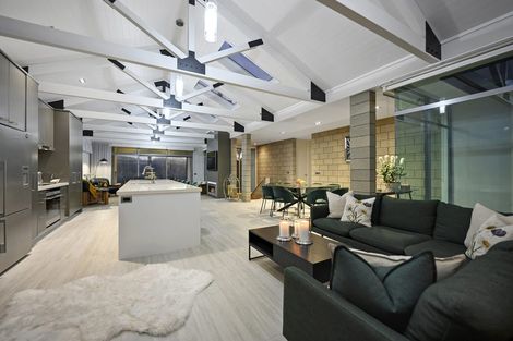 Photo of property in 32 Mangatawhiri Road, Omaha, Warkworth, 0986