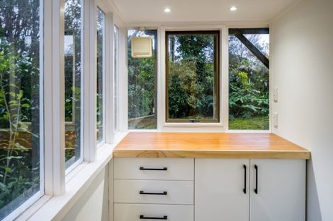 Photo of property in 69 Kahu Road, Paremata, Porirua, 5024