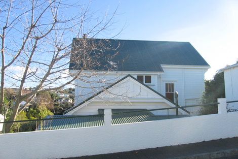 Photo of property in 21 Gladstone Road, Bluff Hill, Napier, 4110