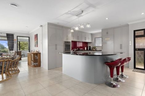 Photo of property in 63 Links View Drive, Omokoroa, 3114