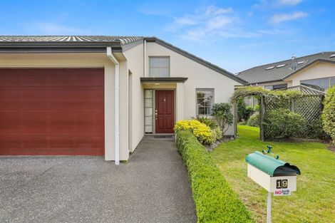 Photo of property in 19 Lakeridge Close, Rangatira Park, Taupo, 3330