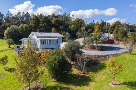 Photo of property in 280 Baldrock Road, Kaiwaka, Maungaturoto, 0587